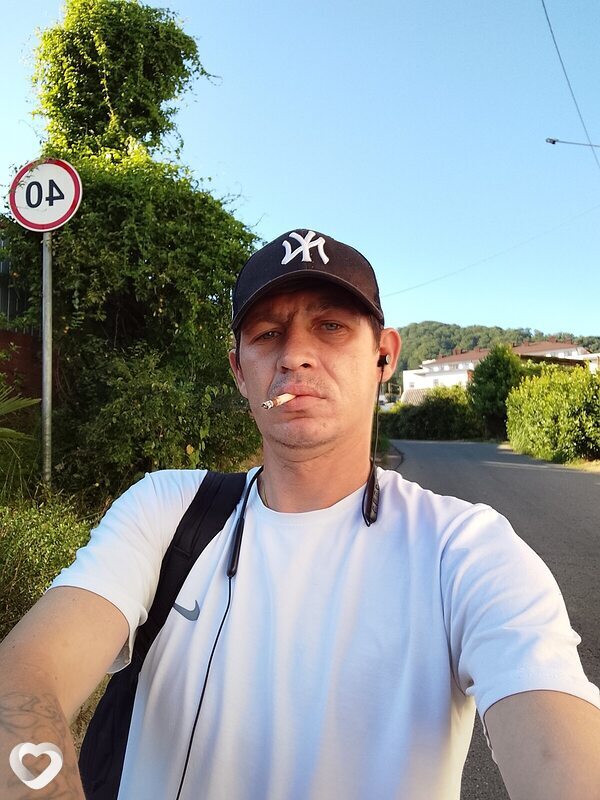 Денис, Адлер