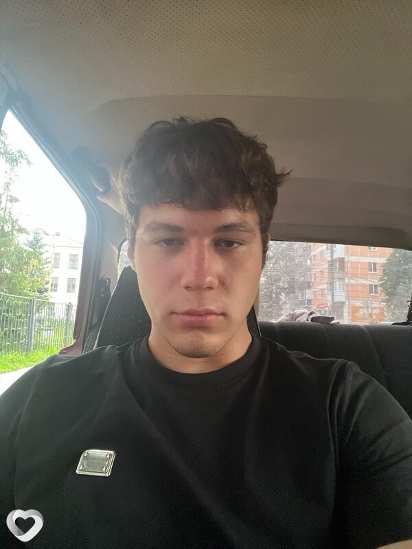 Максим, 18, Самаре — анкета №4518407