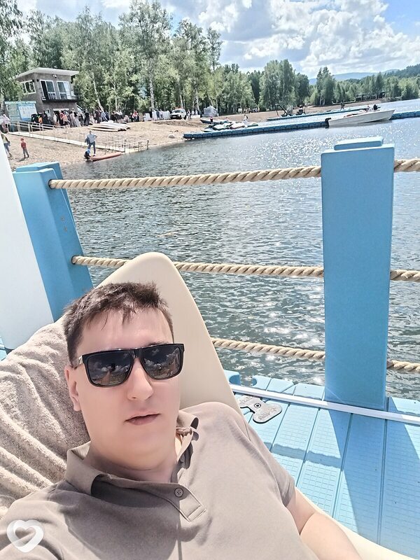 Виктор, 26, Магнитогорске — анкета №4518835