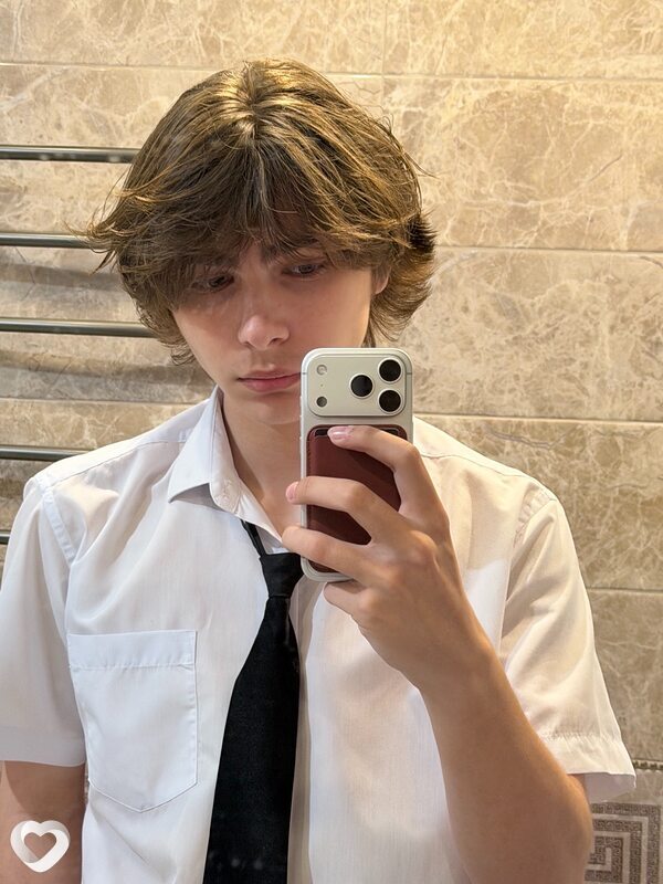 Влад, 18, Санкт-Петербурге — анкета №4521012