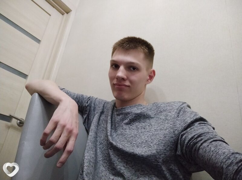 Илья, 21, Челябинске — анкета №4520824