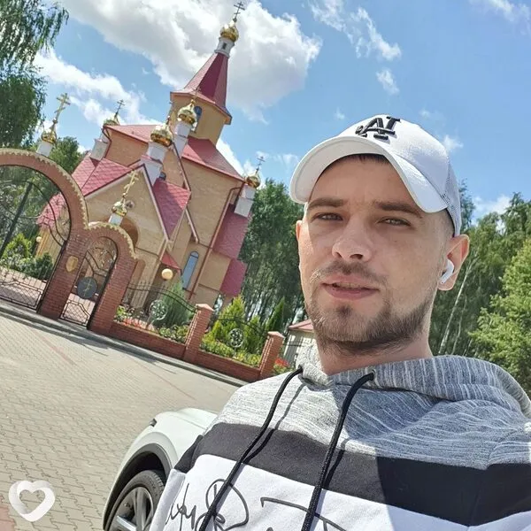 Максим, 31, Москве — анкета №4521161