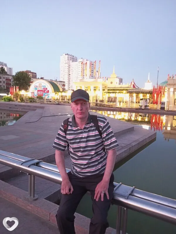 Юрий, 42, Москве — анкета №4522356