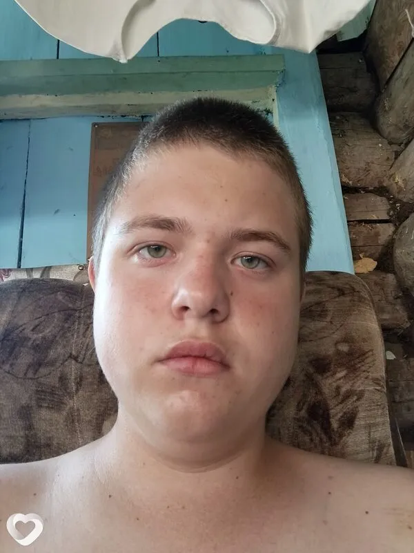 Стёпа, 18, Барнауле — анкета №4522933