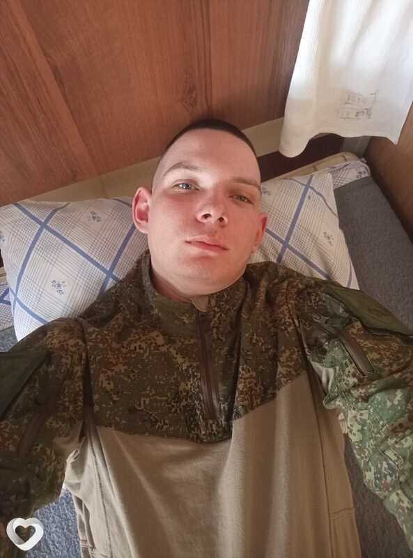 Артём, 19, Хабаровске — анкета №4523206