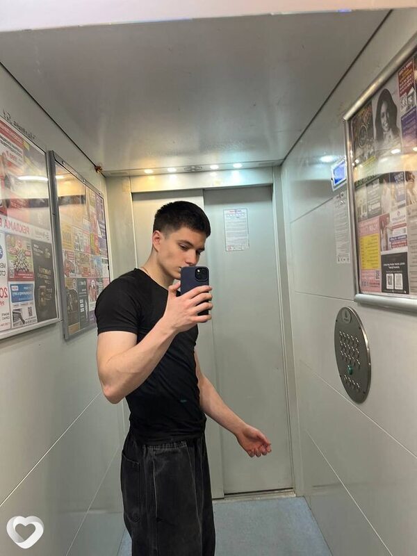 Кирилл, 20, Ижевске — анкета №4523725