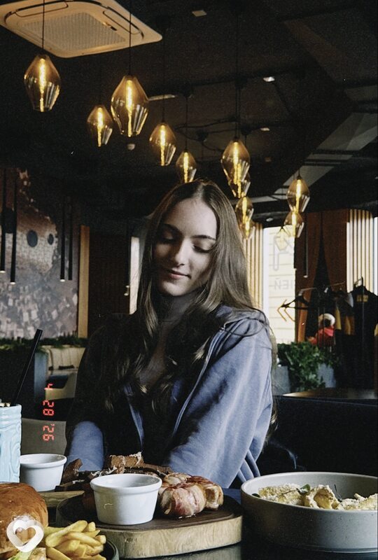 Полина, 20, Санкт-Петербурге — анкета №4523807