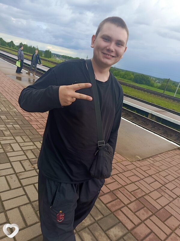 Кирилл, 20, Орше — анкета №4524271