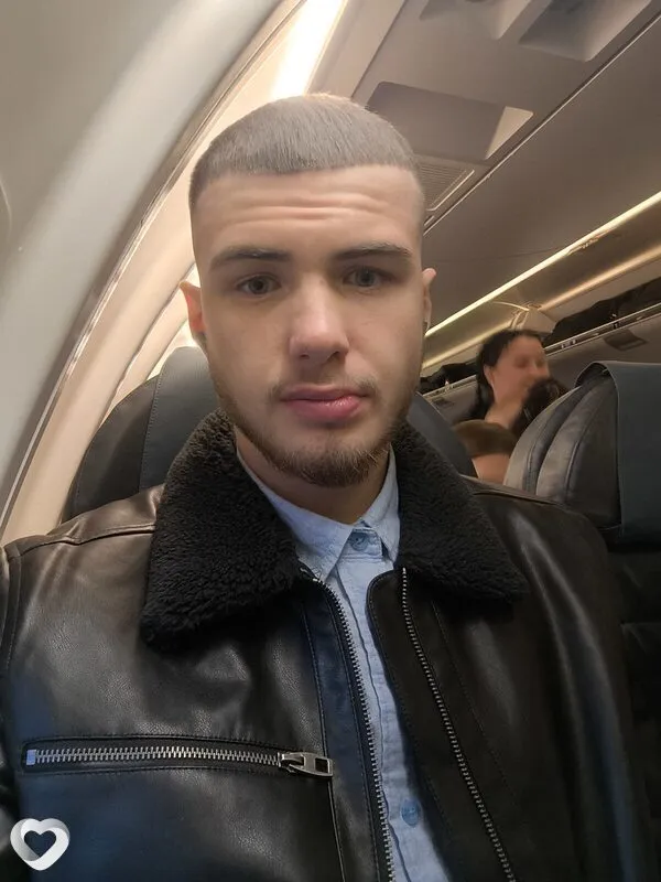 Эльдар, 21, Москве — анкета №4525002