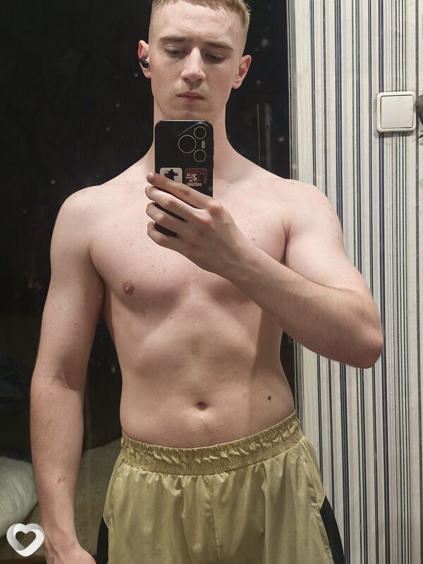 Андрей, 21, Уссурийске — анкета №4525027