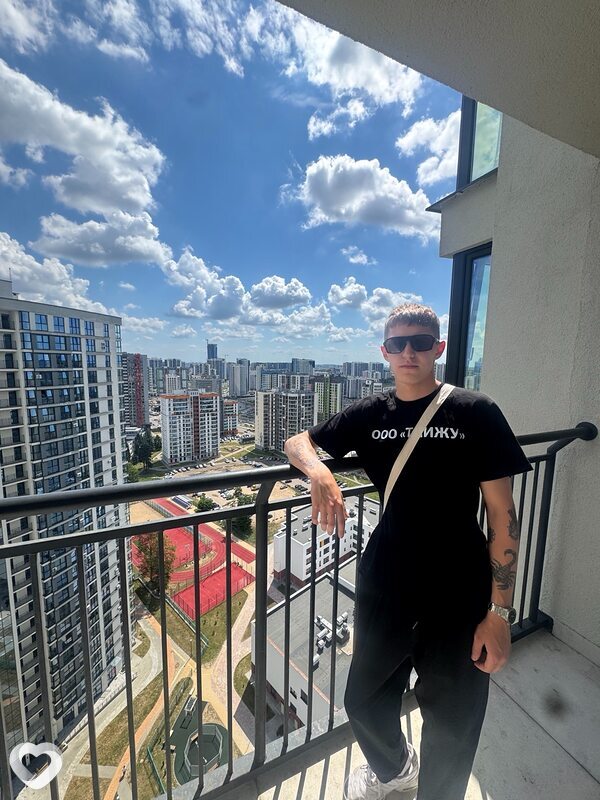 Евгений, 21, Минске — анкета №4526214