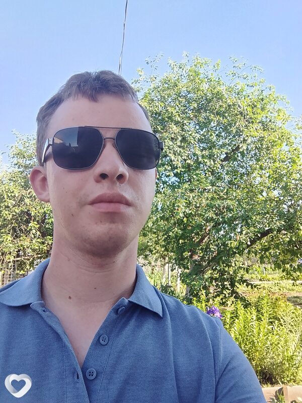 Иван, 22, Смоленске — анкета №4526487