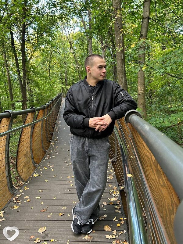 Евгений, 20, Саратове — анкета №4527614