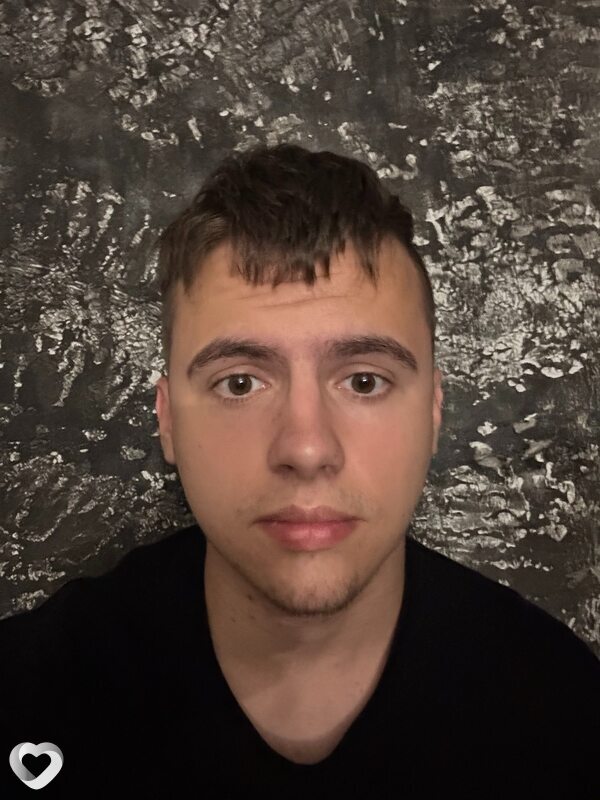 Максим, 18, Гомеле — анкета №4527882