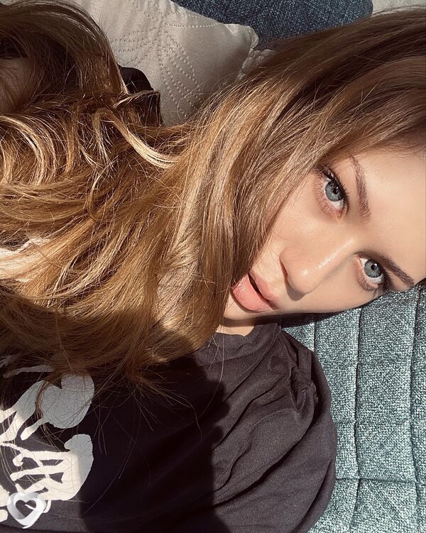 Ульяна, 18, Ижевске — анкета №4528088