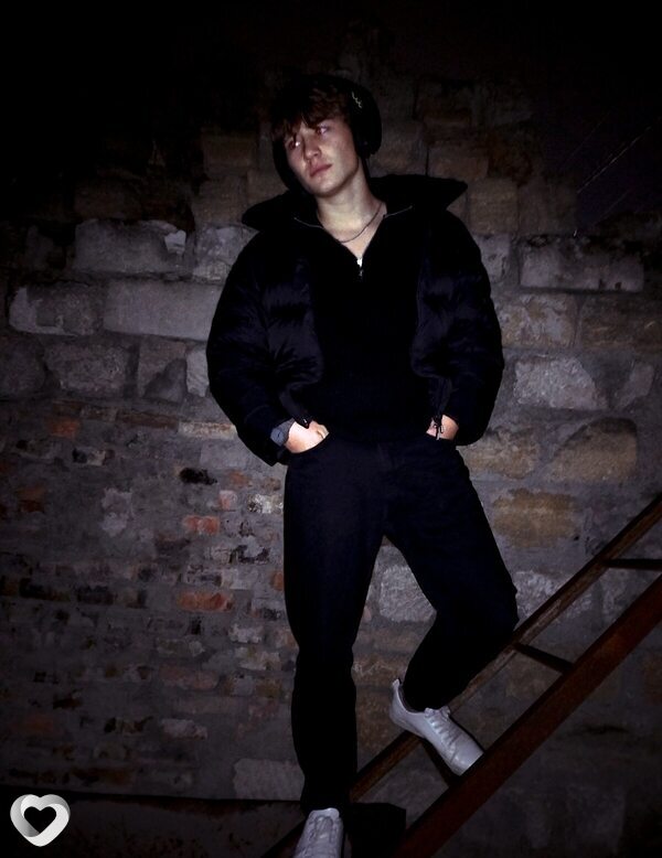 Дима, 19, Симферополе — анкета №4528004