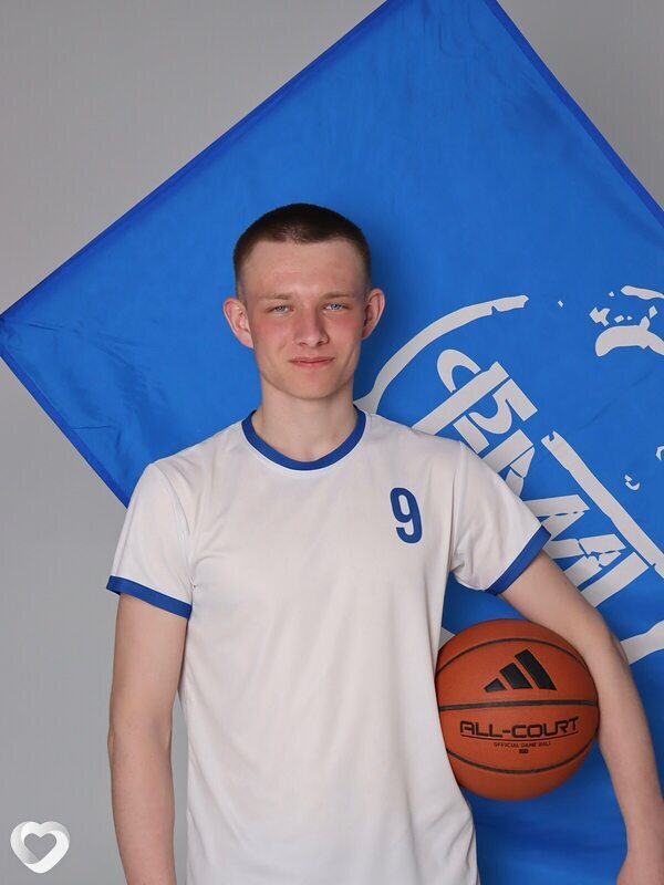 Максим, 20, Чите — анкета №4527918