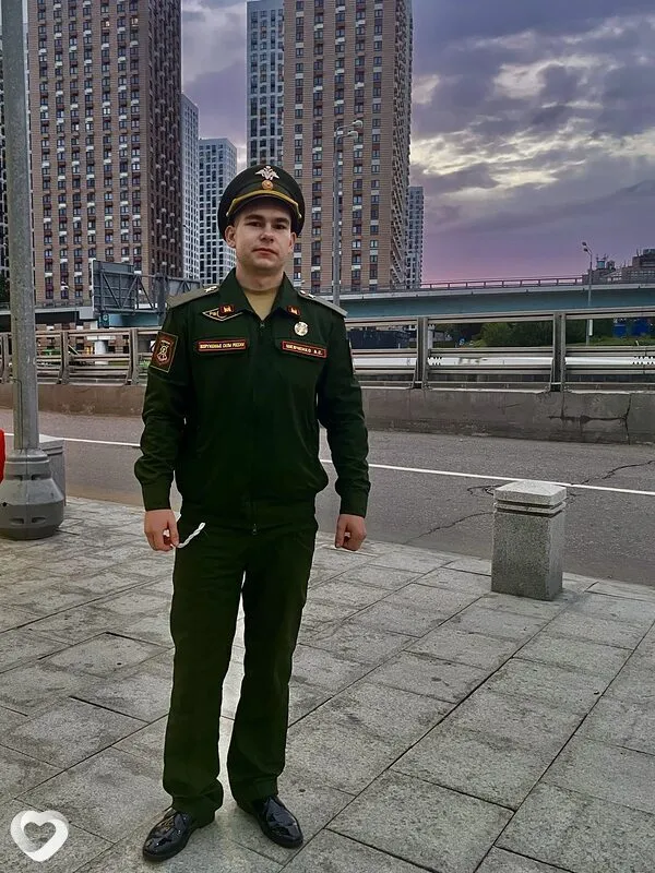 Александр, 20, Москве — анкета №4528459