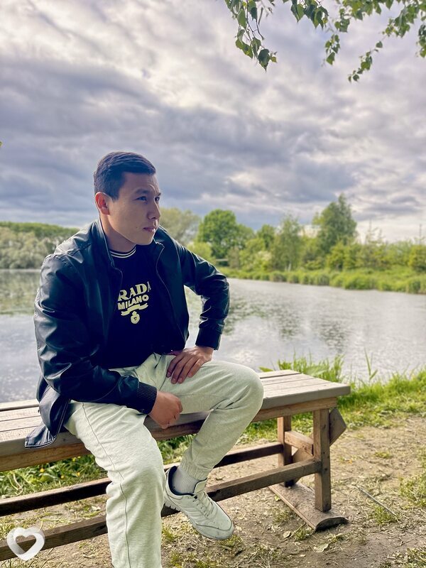 Diyor, 24, Санкт-Петербурге — анкета №4529974