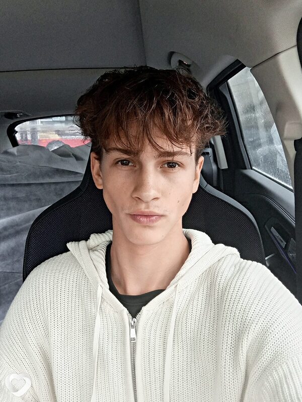 Даниил, 18, Уссурийске — анкета №4530095