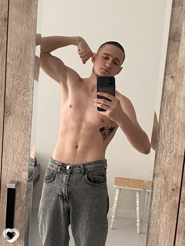 Евгений, 22, Тюмени — анкета №4531263