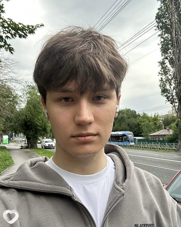 Андрей, 18, Саратове — анкета №4531808