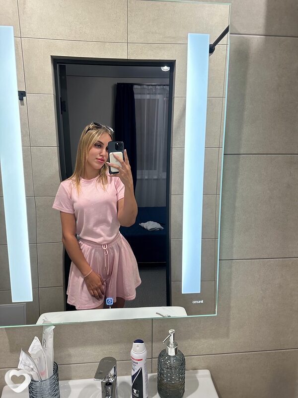 Екатерина, 22, Крымске — анкета №4532335