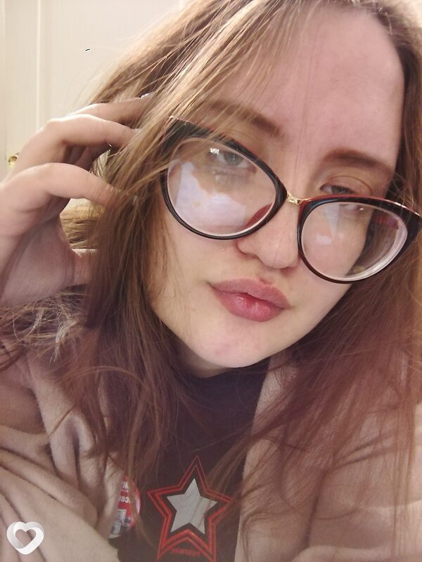 Оля, 22, Комсомольске-на-Амуре — анкета №4532617