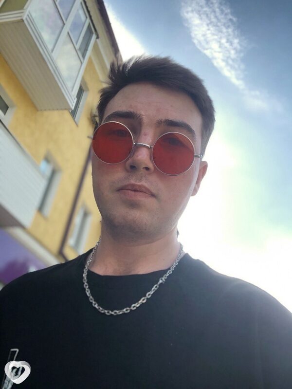 Олег, 21, Караганде — анкета №4532805
