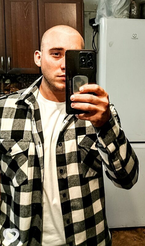 Кирилл, 22, Бийске — анкета №4533162