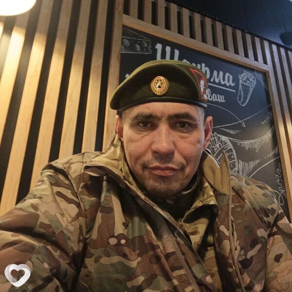 Равиль, Учалы
