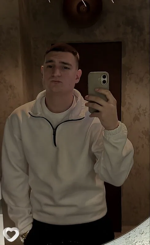 Анатолий, 20, Москве — анкета №4533280