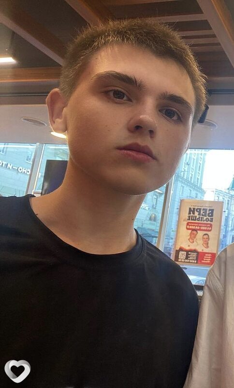 Денис, 18, Нижнем Новгороде — анкета №4533887