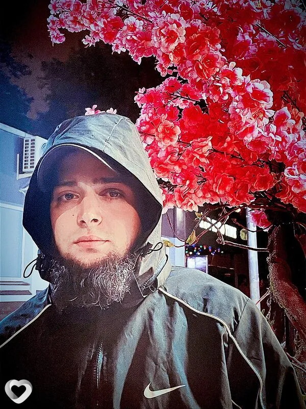 Арсен, 24, Москве — анкета №4534355