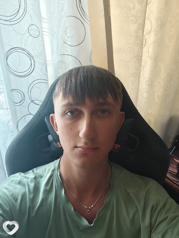 Данила, 22, Омске — анкета №4534561