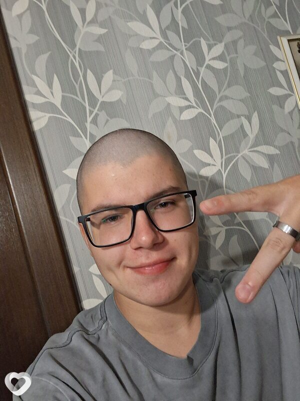 Мишаня, 19, Коломне — анкета №4534735