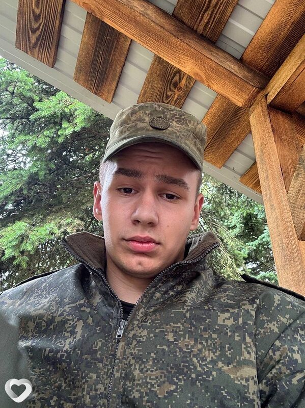 Александр, 19, Минске — анкета №4535318