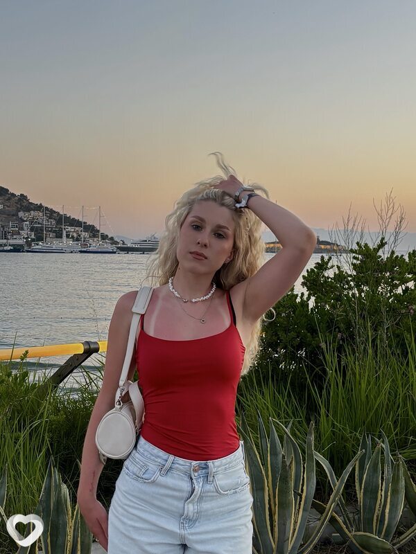 Аделина, 27, Минске — анкета №4535939