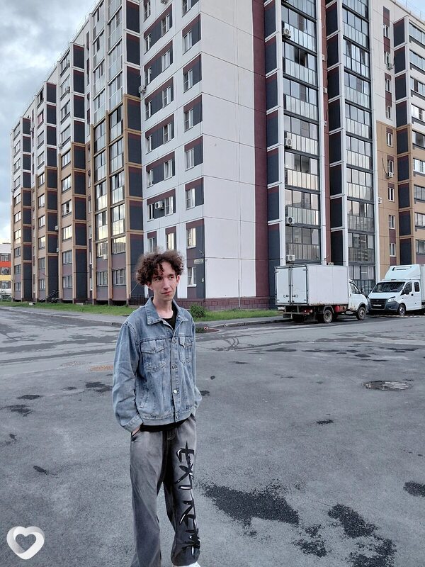 Виталик, 18, Челябинске — анкета №4535970