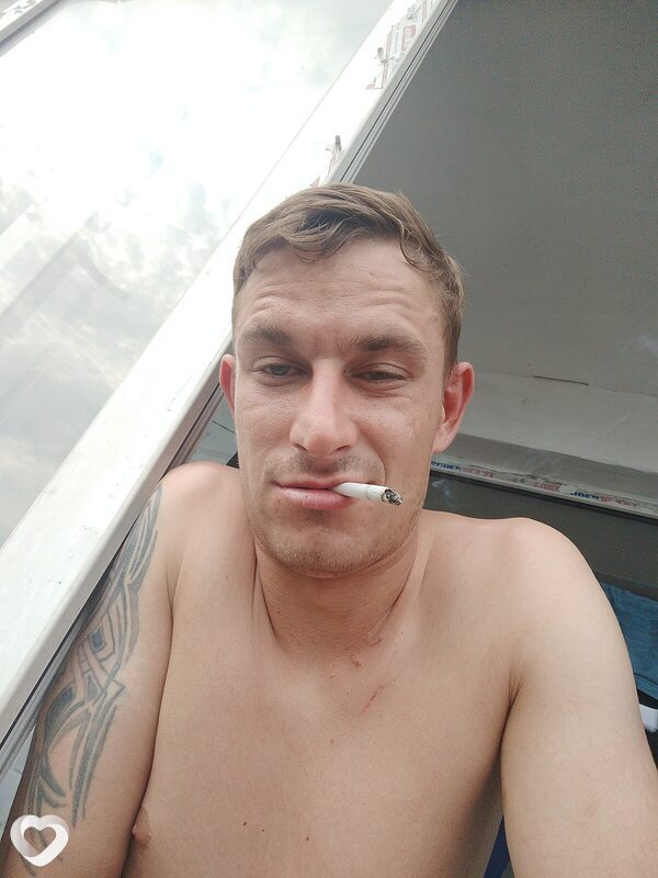 Никитос, Семей