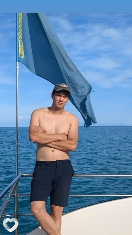Askhat, Сарыозек