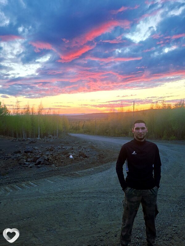 Рустам, 25, Нижнеудинске — анкета №4536347