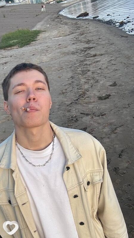 Илья, 21, Кирове — анкета №4537237