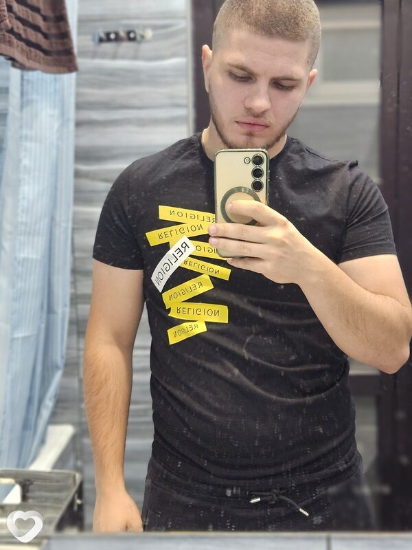Дима, 26, Ростове-на-Дону — анкета №4537795