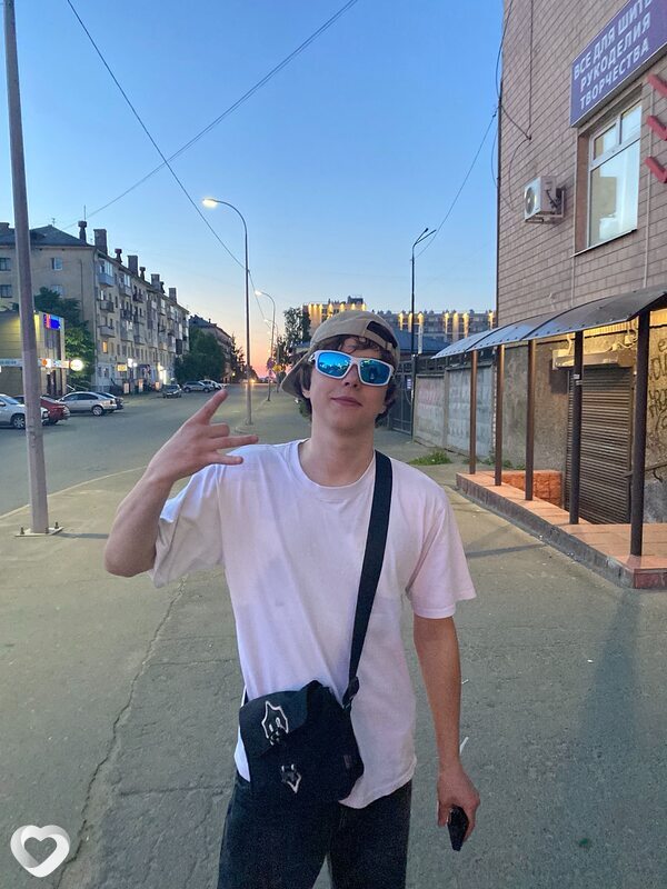 Влад, 20, Санкт-Петербурге — анкета №4537804