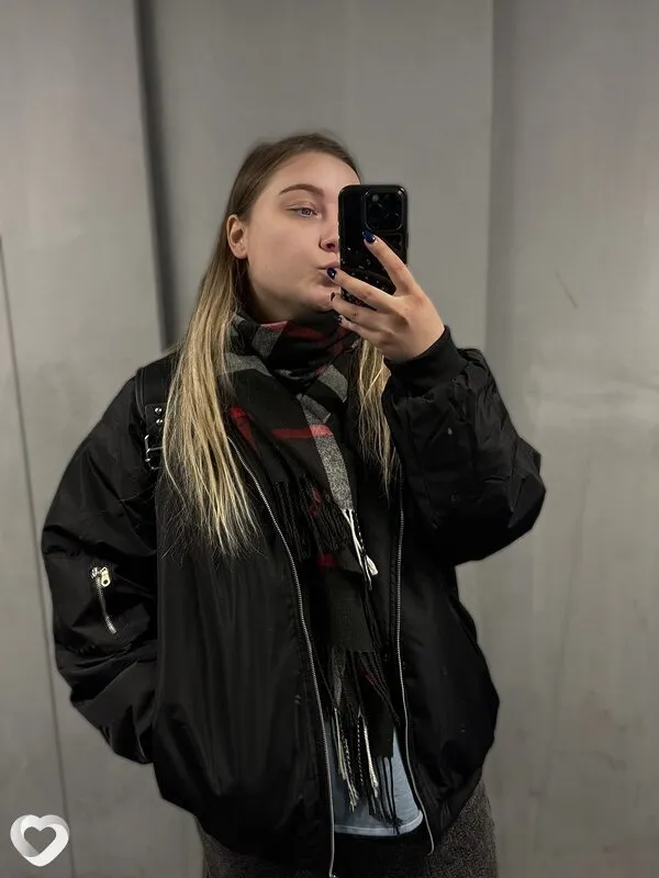 Яна, Москва