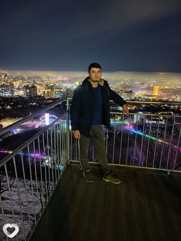 Ziyodbek, 27, Екатеринбурге — анкета №4541145