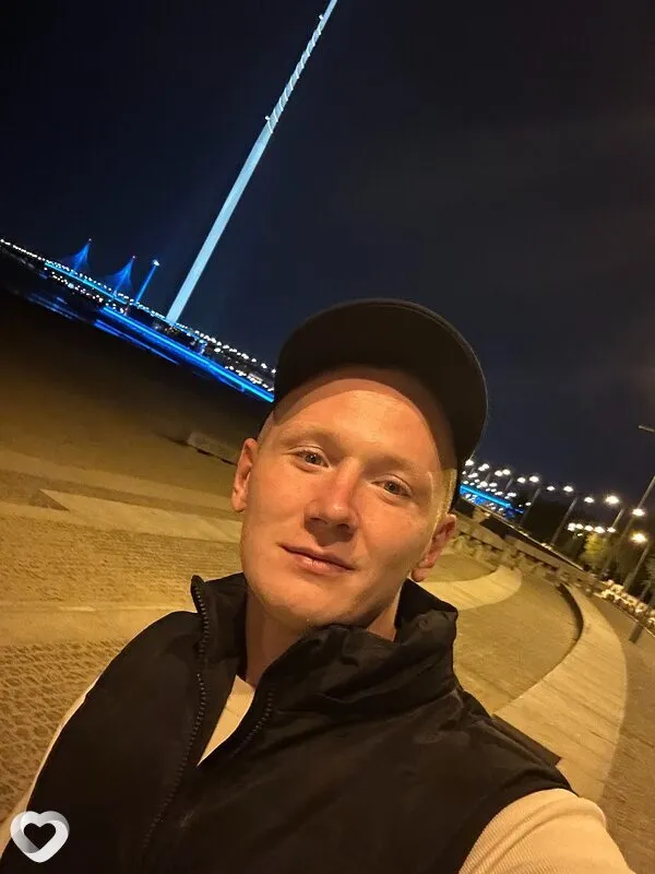 Саша, Москва