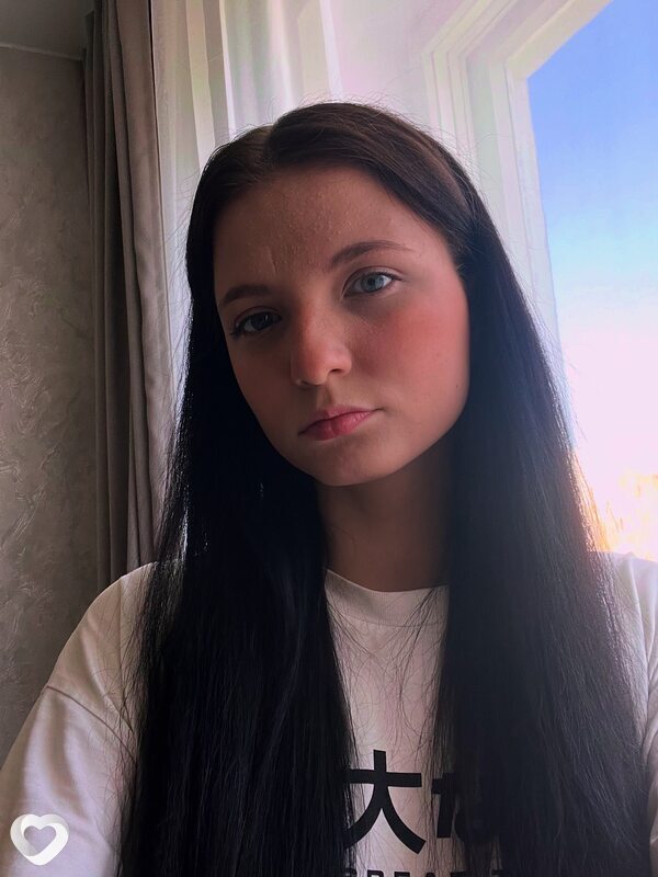 Лена, 21, Северодвинске — анкета №4541769