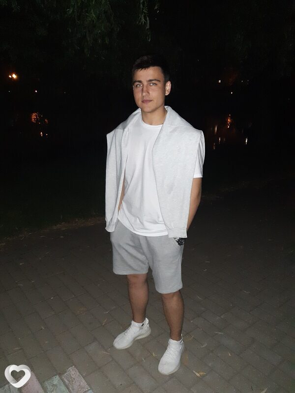 Михаил, 25, Гомеле — анкета №4542060